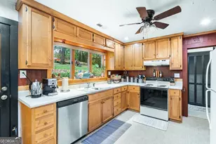 106 Settawig Rd, Brasstown, NC 28902 - Photo 8