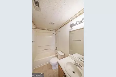 9886 Vista Circle, Union City, GA 30291 - Photo 18