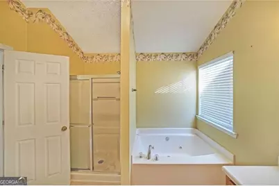 9886 Vista Circle, Union City, GA 30291 - Photo 22