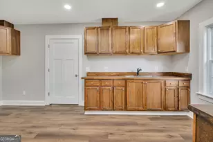 1525 Tillman Ave, Brunswick, GA 31520 - Photo 8