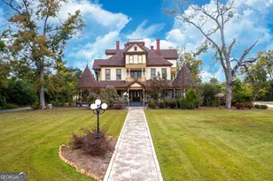 323 N Main St, Swainsboro, GA 30401 - Photo 2