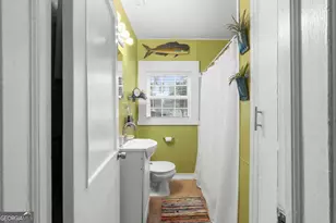 2130 Hanson St, Savannah, GA 31404 - Photo 14