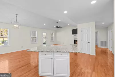 214 Palmer, Westminster, SC 29693 - Photo 8