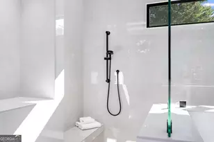 1000 Clementstone Dr, Sandy Springs, GA 30342 - Photo 36