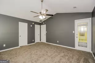 10993 Clearwater Dr, Hampton, GA 30228 - Photo 8