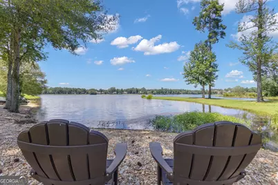 460 Vanderbilt Parkway, Newnan, GA 30265 - Photo 2