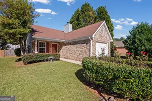 146 Greentree Dr, Newnan, GA 30265 - Photo 4