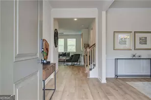 1104 Georgian Point Dr, Lawrenceville, GA 30045 - Photo 2