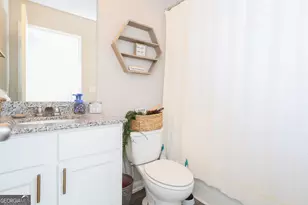 242 York Ln, Macon, GA 31220 - Photo 6