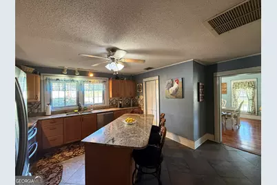 219 N College Street, Pembroke, GA 31321 - Photo 10