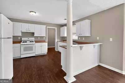 2391 Harmony Ridge Court, Lithonia, GA 30058 - Photo 16