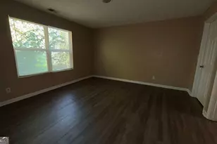 3203 Fairington Ridge Cir, Lithonia, GA 30038 - Photo 10