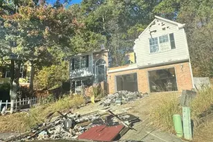 5384 Durham View Ct NW, Lilburn, GA 30047 - Photo 8