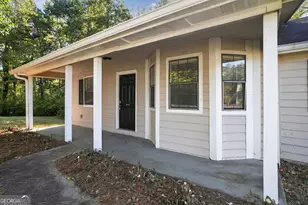 3713 Red Rose Ct, Loganville, GA 30052 - Photo 2