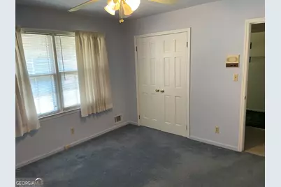 1215 Sharonton Drive, Stone Mountain, GA 30083 - Photo 10