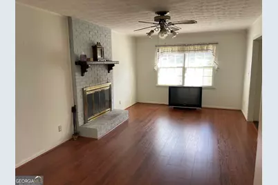 1215 Sharonton Drive, Stone Mountain, GA 30083 - Photo 4