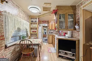 105 Holiday Loop, Cleveland, GA 30528 - Photo 8