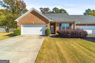 252 Blackwood Pl SE, Calhoun, GA 30701 - Photo 1