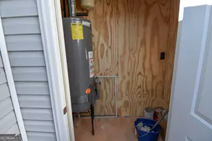 1627 Summerwoods Cir, Griffin, GA 30224 - Photo 38