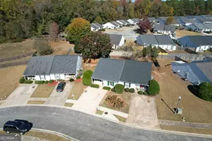 1627 Summerwoods Cir, Griffin, GA 30224 - Photo 52