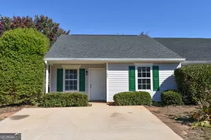 1627 Summerwoods Cir, Griffin, GA 30224 - Photo 2