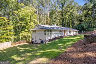 4955 Powers Ferry Rd, Sandy Springs, GA 30327 - Photo 46