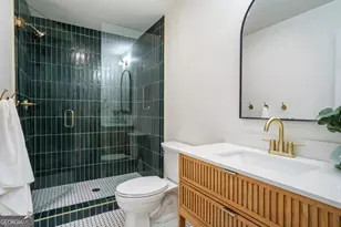 4955 Powers Ferry Rd, Sandy Springs, GA 30327 - Photo 44