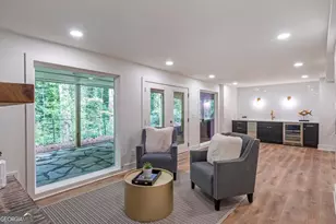 4955 Powers Ferry Rd, Sandy Springs, GA 30327 - Photo 10