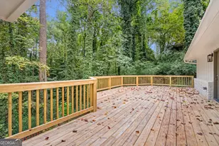 4955 Powers Ferry Rd, Sandy Springs, GA 30327 - Photo 24