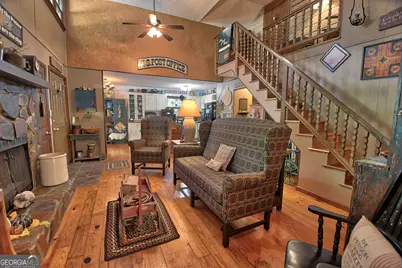 31 Creekside Lane, Clayton, GA 30525 - Photo 4