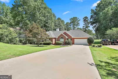 63 Clubview Drive, Newnan, GA 30265 - Photo 2