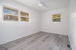 6505 Granada Dr, Forest Park, GA 30297 - Photo 14