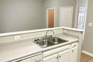 6688 Sunset Hills Blvd, Rex, GA 30273 - Photo 6