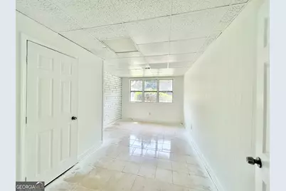 688 Plainville Drive SW, Atlanta, GA 30331 - Photo 8