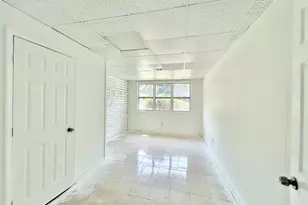 688 Plainville Dr SW, Atlanta, GA 30331 - Photo 8