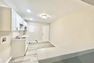 6450 Raymond Dr, Union City, GA 30291 - Photo 4
