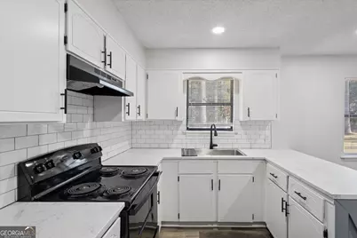 186 Community Circle, Jesup, GA 31545 - Photo 6