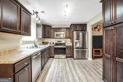 610 Kyle Court, Locust Grove, GA 30248 - Photo 12