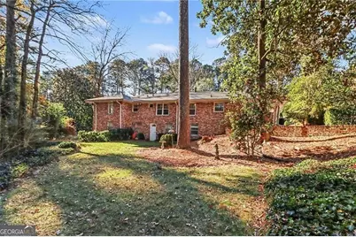 1777 Rosalind Drive NE, Atlanta, GA 30329 - Photo 34