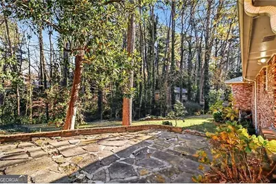 1777 Rosalind Drive NE, Atlanta, GA 30329 - Photo 32