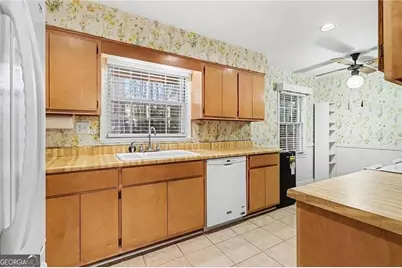 1777 Rosalind Drive NE, Atlanta, GA 30329 - Photo 6