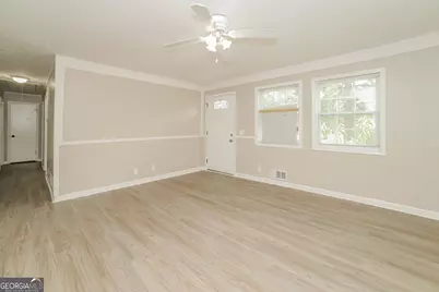 608 Upland Ridge Drive NW, Conyers, GA 30012 - Photo 4