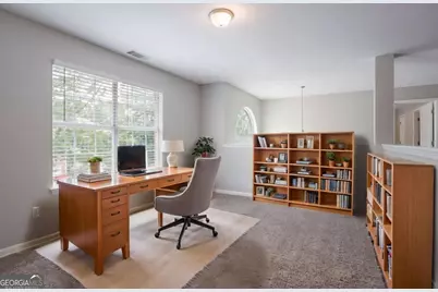 7190 Cavender Drive SW, Atlanta, GA 30331 - Photo 8