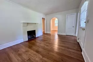 105 Saynor Cir, Lagrange, GA 30240 - Photo 2