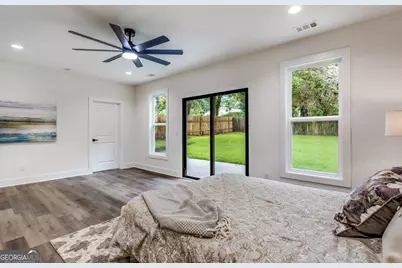 1328 Gus Thornhill Jr Drive, East Point, GA 30344 - Photo 18