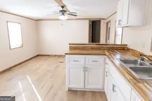 629 Sierra Rd, Jesup, GA 31545 - Photo 4