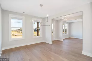 2596 Parkside Wy, Gainesville, GA 30507 - Photo 10