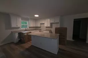 546 Hargrove Lake Rd, Arnoldsville, GA 30619 - Photo 2