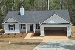 546 Hargrove Lake Rd, Arnoldsville, GA 30619 - Photo 1