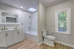 1879 Lake Chase Ln, Jonesboro, GA 30236 - Photo 18